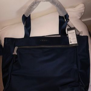 Navy Tumi Voyageur Maureen Tote New with Tags